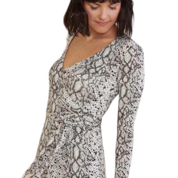 Good American The Runaround Wrap Dress Python Snake Print Size XS - Picture 10 of 10